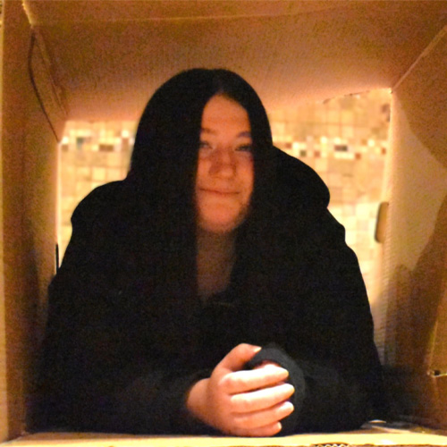 Kara Kara G<br />
Kennel Attendant